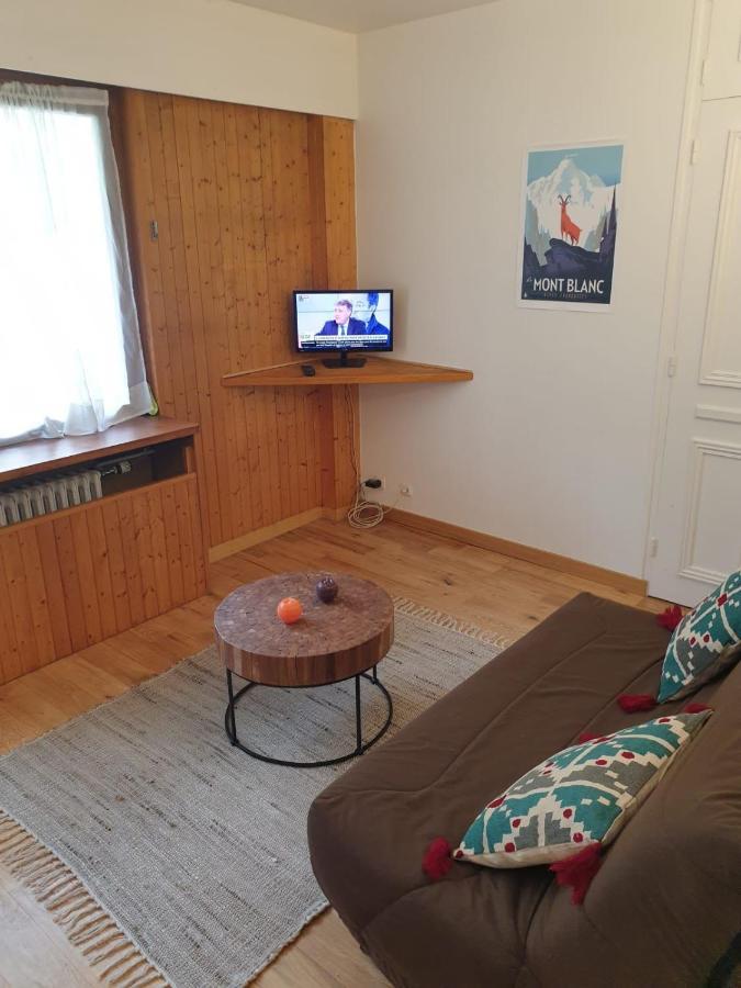 Studio With Balcony In Chamonix Lejlighed Eksteriør billede
